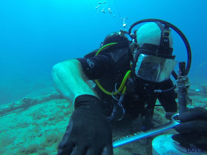 Невероятная история подводного Интернета (110 фото + 2 видео)