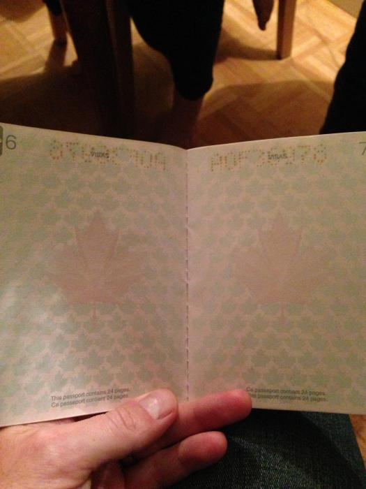Новый паспорт гражданина Канады в свете ультрафиолета (18 фото)