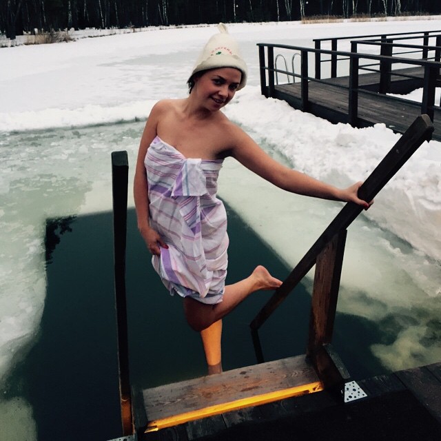 Голые купаются зимой - порно фото и картинки afisha-piknik.ru