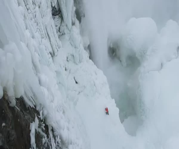 Восхождение на замерзший Ниагарский водопад