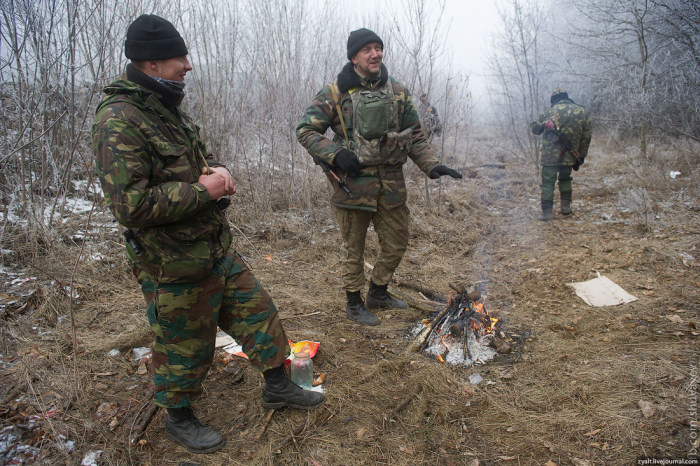 Итоги первого дня перемирия на Донбассе (8 фото)