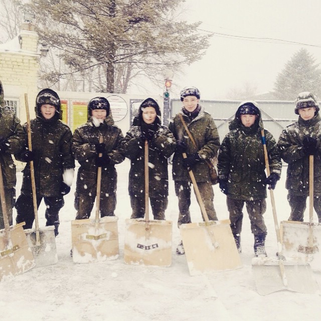 Служба российских солдат-срочников на фото в Instagram (32 фото)