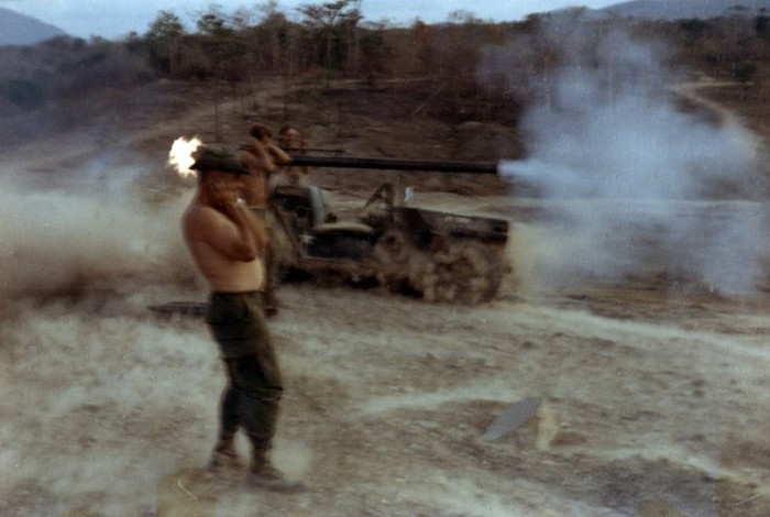 Фотографии американского солдата в годы войны во Вьетнаме (40 фото)