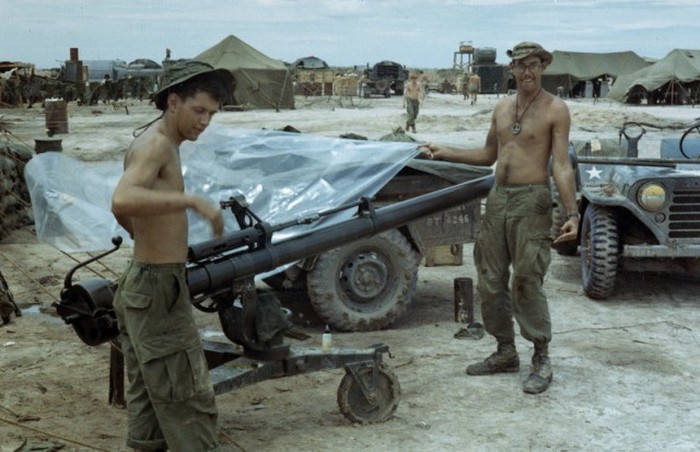 Фотографии американского солдата в годы войны во Вьетнаме (40 фото)