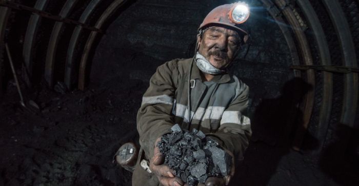 Как проходит обычный рабочий день шахтера (27 фото)
