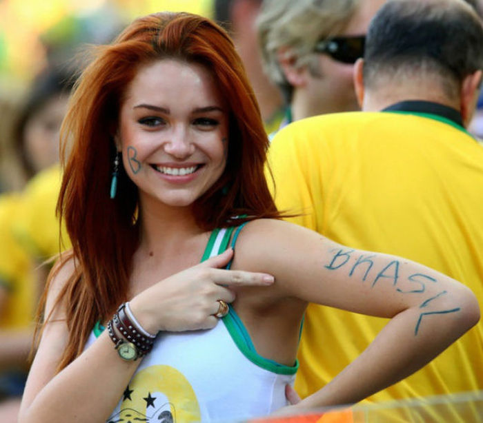 Футбольные болельщицы Бразилии (55 фото)