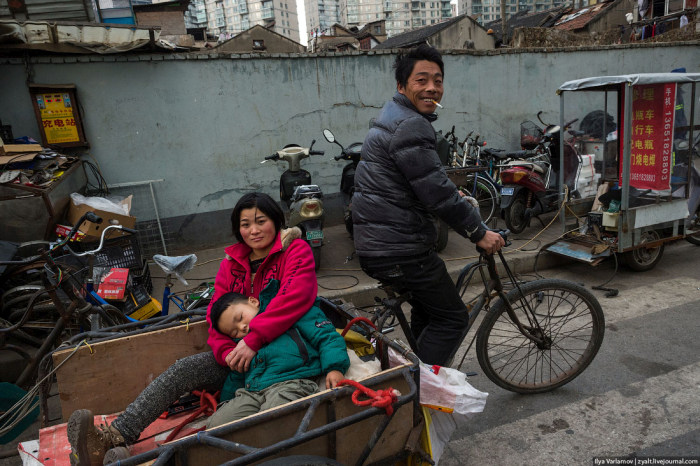 Женская доля в Китае (4 фото)