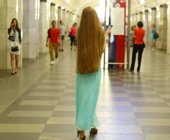 Пассажирки метро в России (40 фото)