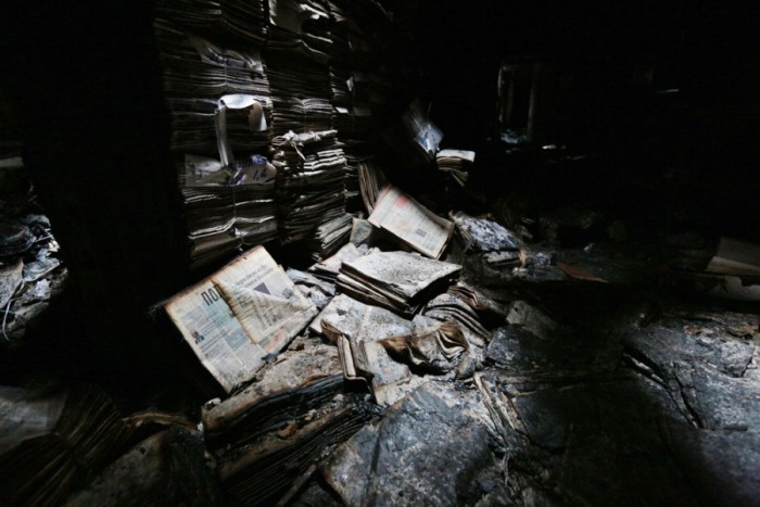 Последствия пожара в библиотеке ИНИОН РАН (23 фото)
