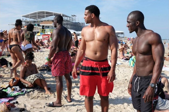 Отдых американских студентов на пляже Майами (30 фото)