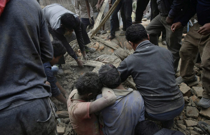 Непал потрясло страшное землетрясение (20 фото)
