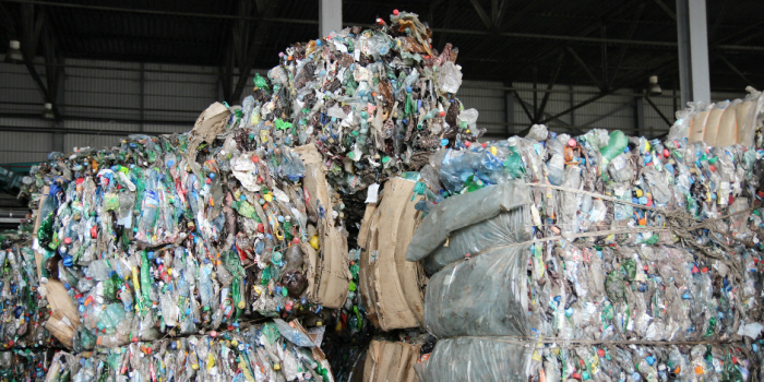 Технология переработки использованной пластиковой тары в России (15 фото)