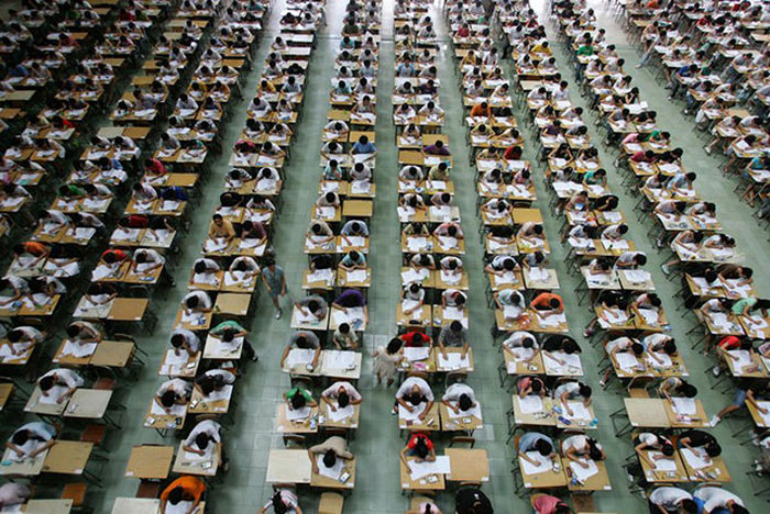 Как проходит важнейший для юных китайцев экзамен «Гаокао» (23 фото)