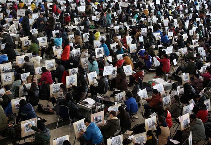 Как проходит важнейший для юных китайцев экзамен «Гаокао» (23 фото)