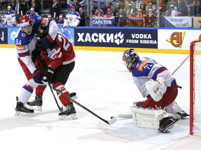 В финале ЧМ-2015 по хоккею Россия уступила Канаде со счетом 1:6 (16 фото + 8 видео)