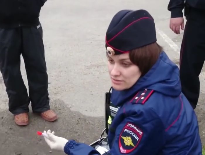 За акцию «Ямы в цвет» полиция задержала лидера общественной организации