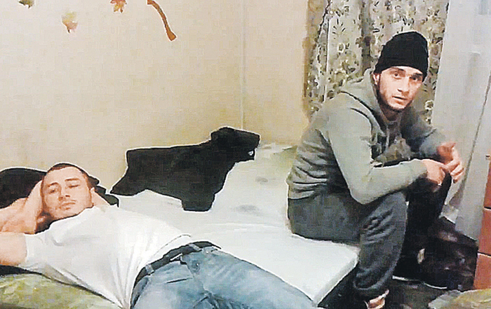 Молодая московская семья вынуждена делить свою квартиру с семью чеченцами (2 фото + видео)