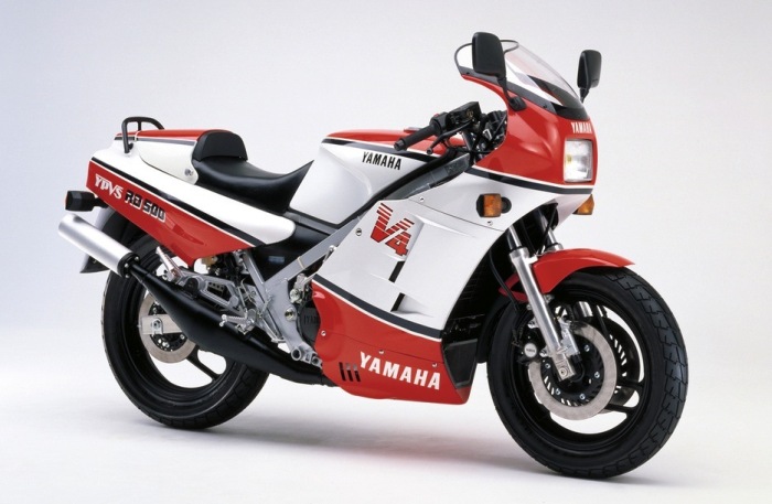 В Австралии нашли «законсервированный» спортбайк Yamaha RZ500N 1985 года с нулевым пробегом (12 фото + видео)