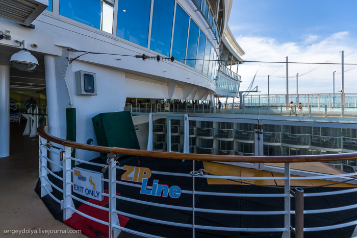 Allure of the Seas – самый большой круизный лайнер в мире (43 фото) Allure of the Seas – самый большой круизный лайнер в мире (43 фото)