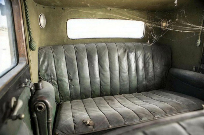Британец нашел забытый Bentley 4&#189;, который оценили в 450 000 долларов (6 фото)