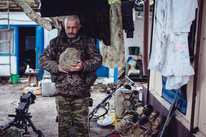 Конфликт на юго-востоке Украины через объектив фотокамеры (16 фото + текст)