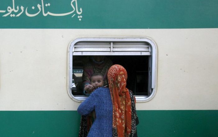 Условия жизни большей части населения Пакистана (20 фото)