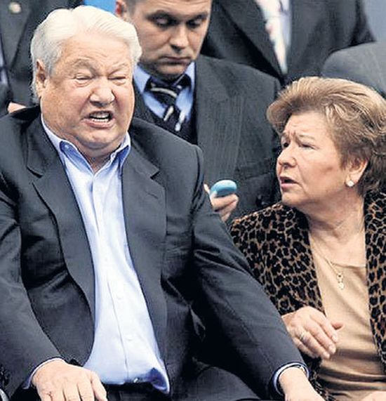 Наина Ельцина имеет свое мнение на счет 90-х (3 фото)