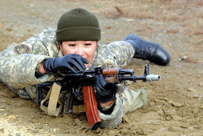 Женщины-военнослужащие армии Казахстана (33 фото)
