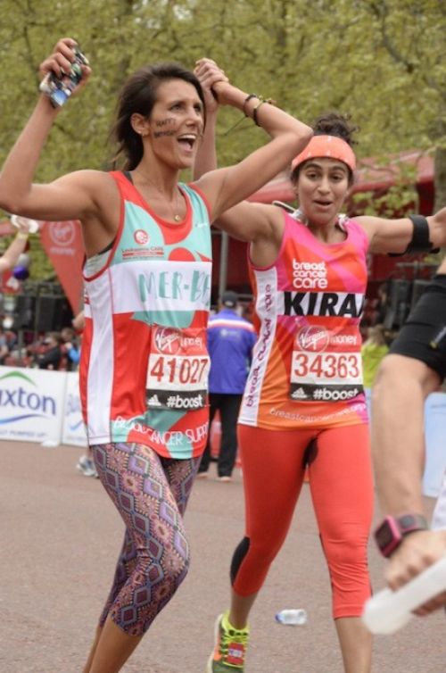 Британка приняла участие в марафоне во время месячных, не используя гигиенических средств (6 фото)