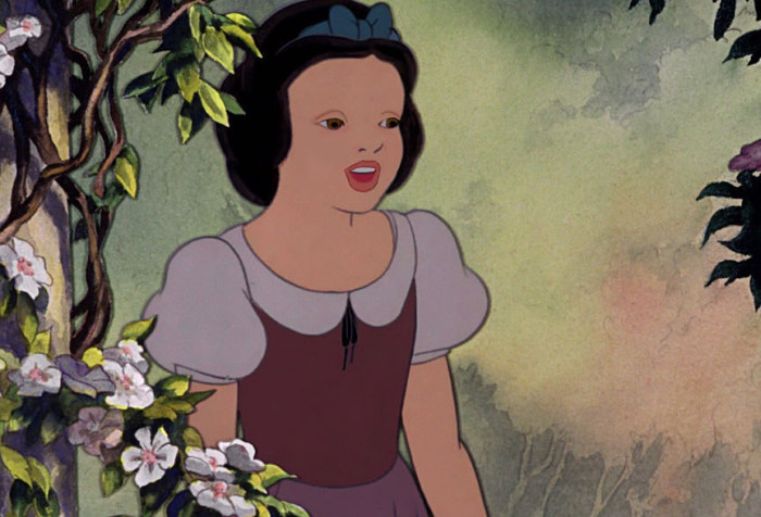 Принцессы диснеевских мультфильмов без макияжа (16 картинок)