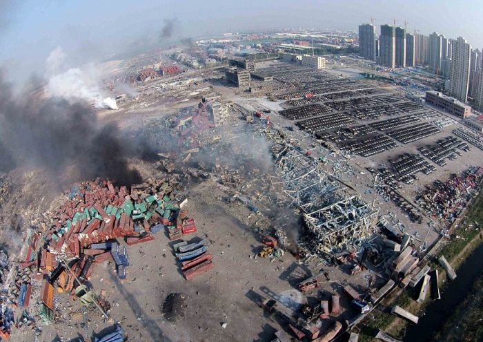 Взрыв в Китае называют самым мощным неядерным взрывом за всю историю человечества (41 фото)