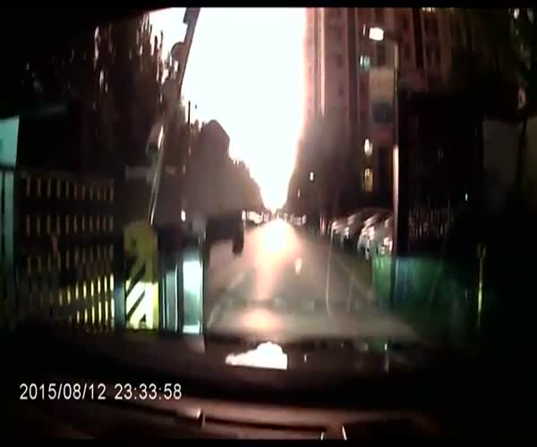 Видео с моментом взрыва в Тяньцзине
