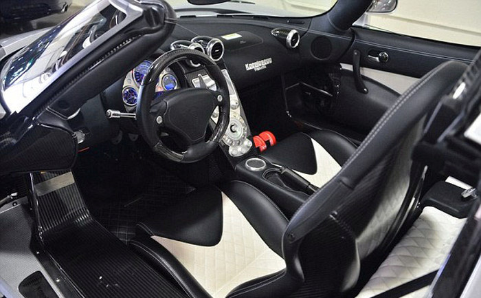Боксер Флойд Мейвезер купил гиперкар Koenigsegg CCXR Trevita за 4,8 миллиона долларов (5 фото)