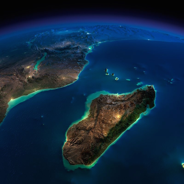 Ночные фото Земли, сделанные из космоса (25 фото)