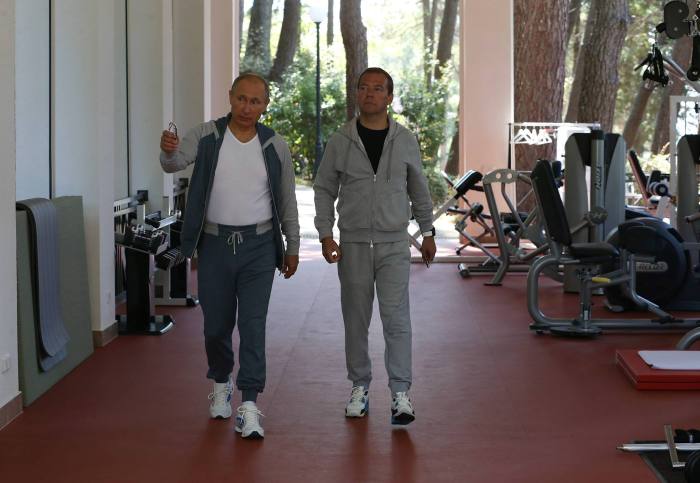 Владимир Путин и Дмитрий Медведев провели совместную тренировку (21 фото + видео)