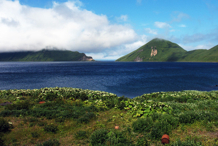 Неизвестная красота забытых Курильских островов (24 фото)
