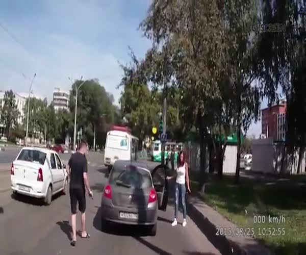 Агрессивный водитель из Новокузнецка