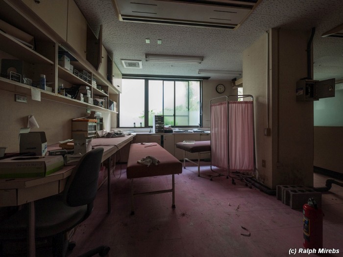 Японская клиника, построенная на средства граждан (79 фото)