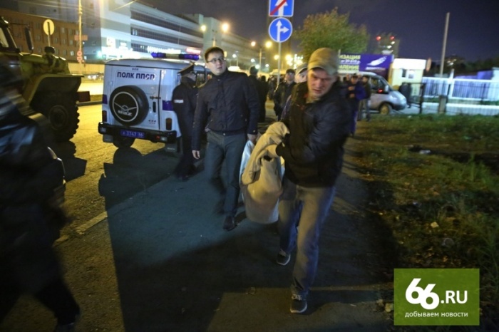 В Екатеринбурге устроили рэкет на телах умерших людей (29 фото)