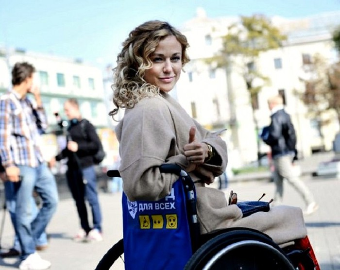 Ксения Безуглова – красавица, которая пытается улучшить жизнь московских инвалидов (10 фото)
