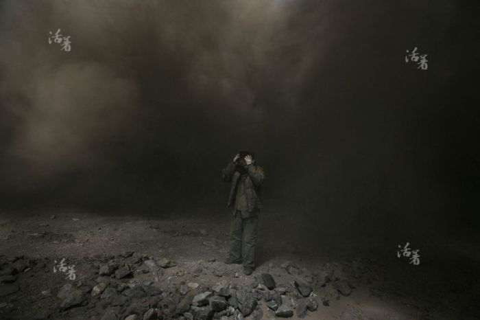 Суровый быт китайских шахтеров (18 фото)