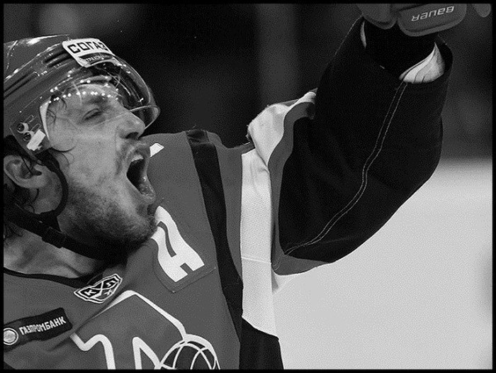 За несколько минут до своей гибели хоккеист Иван Ткаченко успел спасти еще одну жизнь (5 фото)