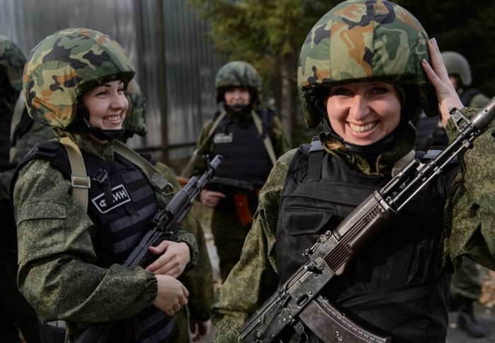 Показательное выступление женского спецназа ГУФСИН (10 фото)