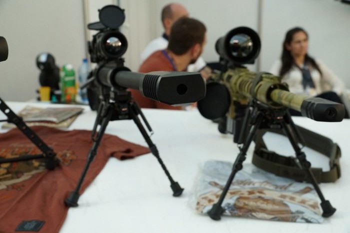 В Москве прошла выставка оружия ARMS & Hunting 2015 (26 фото)