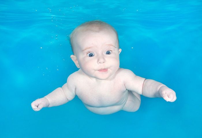 Дети под водой в фотосессии Люси Рей (13 фото)