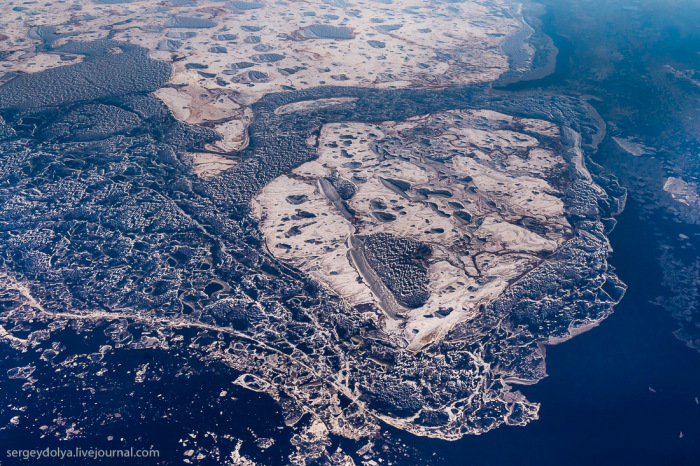 Восхитительный вид на север России из иллюминатора АН-24 (31 фото)