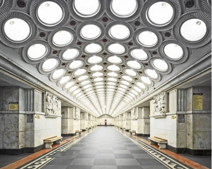 Красота российского метро на фото Дэвида Бурдени (8 фото)