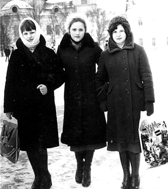 «Полиэтиленовая мода» 70-х - 80-х годов в СССР (8 фото)