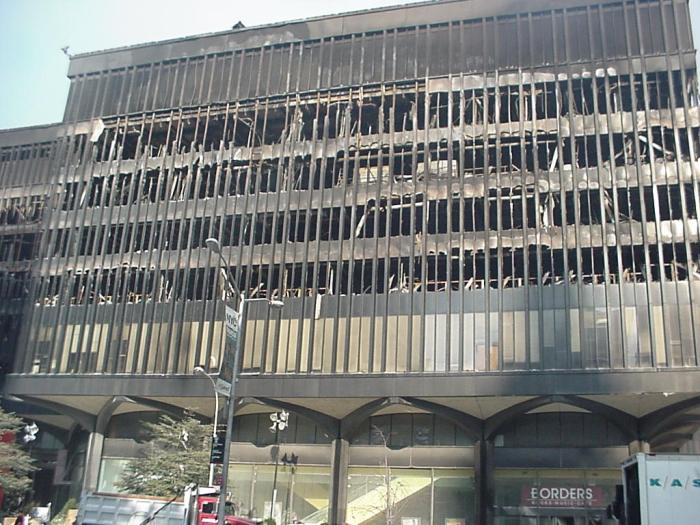 Фото с места теракта во Всемирном торговом центре, Нью-Йорк 11 сентября 2001 год (27 фото)