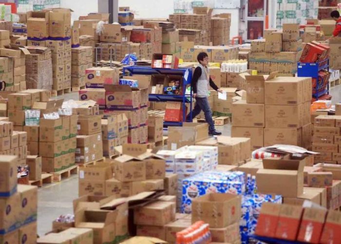 Китайская почта во время Всемирного дня шопинга (11 фото)